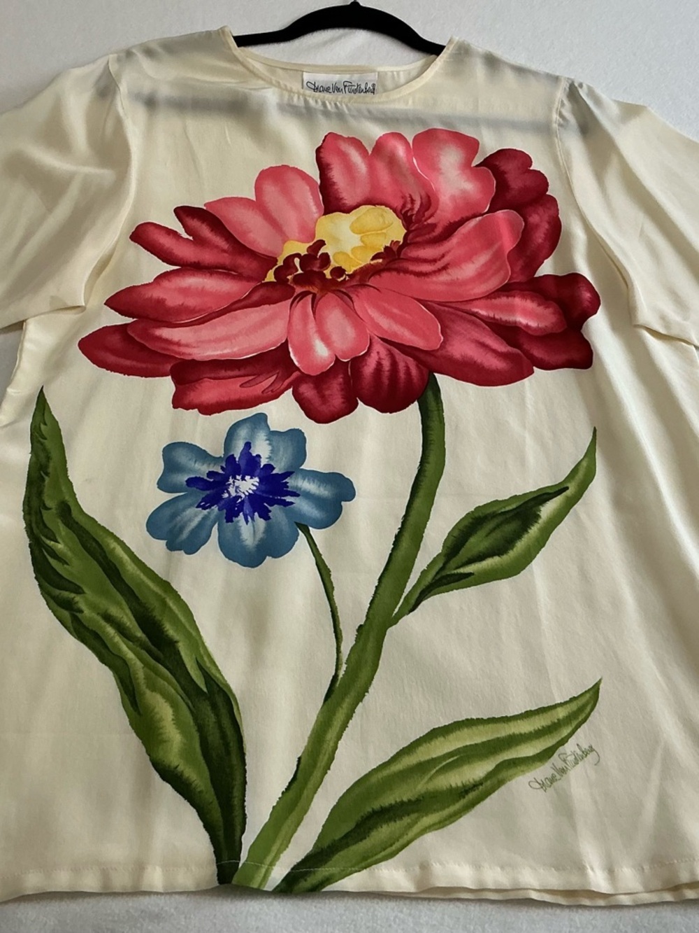 Diane Von Furstenberg Cream Silk Blouse Kentucky derby anyone? - Picture 6 of 12